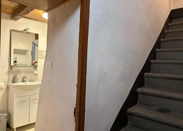 A Due Passi Dal Centro 바르가